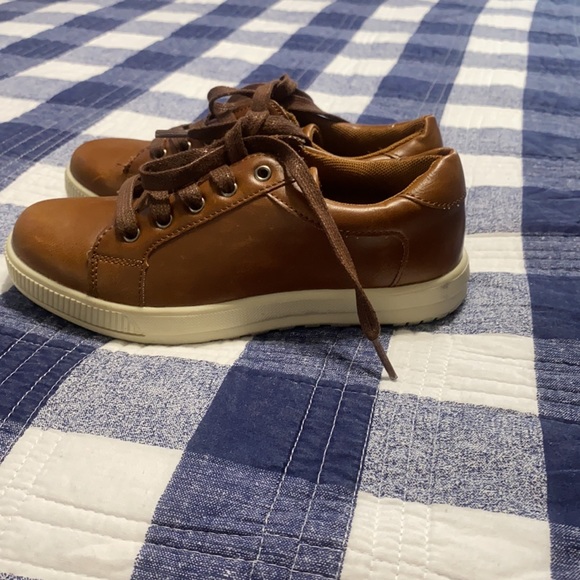 Casual boys shoes 👞 - Picture 5 of 6